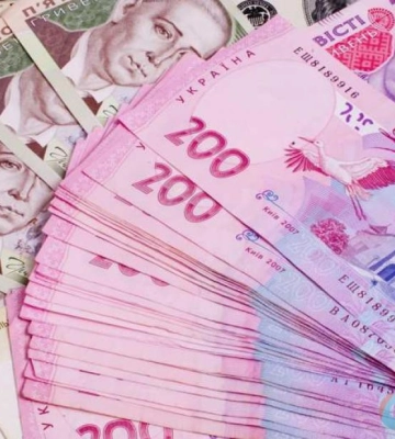 Селищна рада на Рівненщині переплатила за рації для ЗСУ понад 176 тисяч