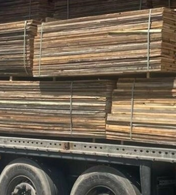 Митники Львівщини завадили незаконному вивезенню з України етнобудинку