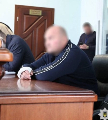 Безальтернативне тримання під вартою: суд переглянув рішення щодо чоловіка, який погрожував зброєю поліцейськими у Броварах