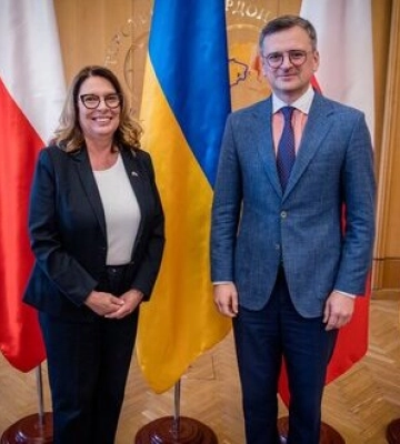 Кулеба обговорив з очільницею Сенату Польщі Кідавою-Блонською Глобальний саміт миру та Кримську платформу. ФОТОрепортаж
