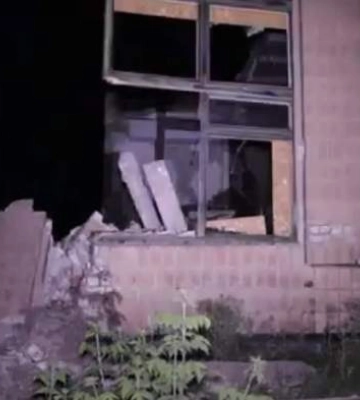 Окупанти вдарили ракетами С-300 по Харкову: влучили по ліцею та промисловій зоні