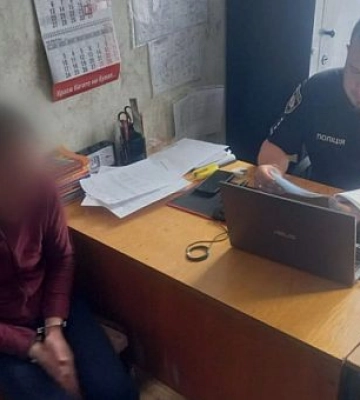 На Дніпропетровщині поліцейський під час своєї відпустки затримав вбивцю
