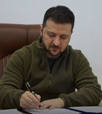 Зеленский утвердил санкции СНБО в отношении 69 компаний, среди которых российские пропагандисты из оккупированного Крыма