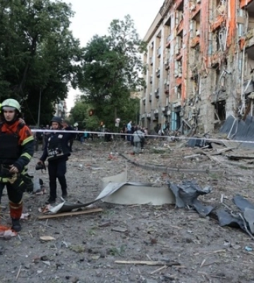 Кількість постраждалих унаслідок удару по центру Харкова зросла до 20