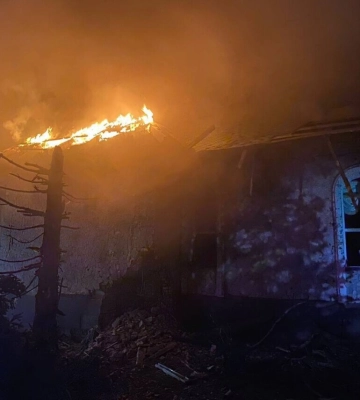 Загарбники обстріляли житловий будинок на Вінниччині - постраждали троє людей