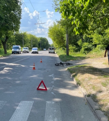 У Луцьку водій легковика збив 24-річного велосипедиста
