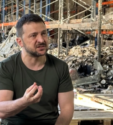Владимир Зеленский в Харькове призвал Байдена и Си Цзиньпина приехать на «саммит мира»