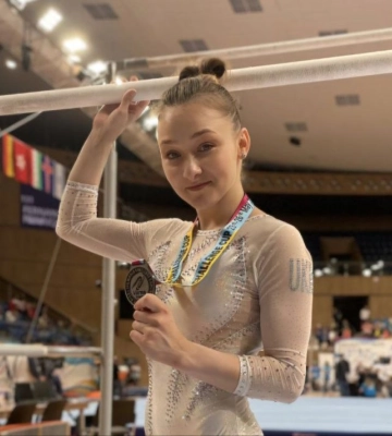 Дніпрянка Єлизавета Губарева стала срібною призеркою на етапі Кубка Світу зі спортивної гімнастики