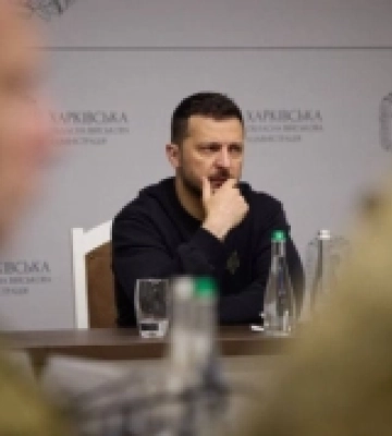 РФ збирає нове угрупування за 90 км від Харкова, – Зеленський