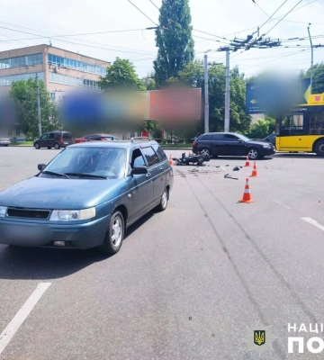 У Полтаві легковик зіткнувся з мотоциклістом