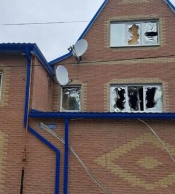 Росіяни 10 разів обстріляли Нікопольщину артилерією та дронами-камікадзе. Одна жінка зазнала поранень. ФОТОрепортаж