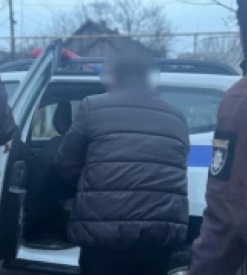 На Одещині водій шкільного автобуса ґвалтував 12-річних хлопчиків