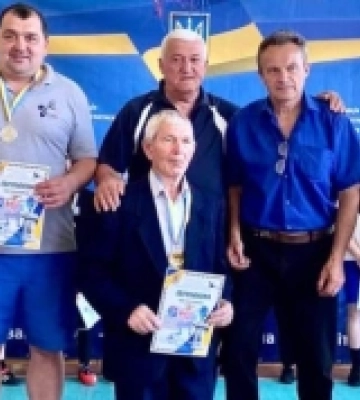 Свалявська команда важкоатлетів стала другою на чемпіонаті Закарпаття