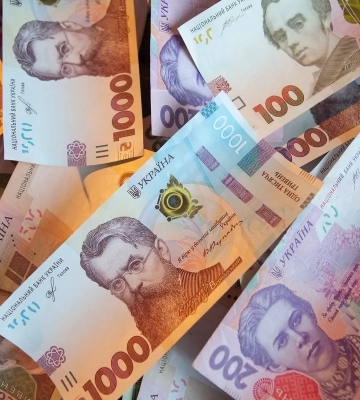 Курс валют НБУ. Євро і долар дорожчають