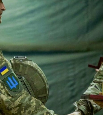Воїна з Кременчука відзначили медаллю Міністерства оборони України