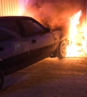 У Виноградові рятувальники ліквідували загорання автомобіля