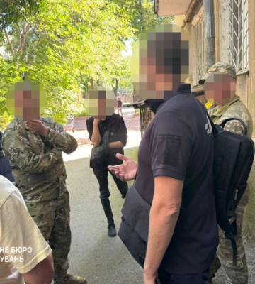 В Одеському ТЦК викрито багатомільйонну схему заробітку на ухилянтах 
