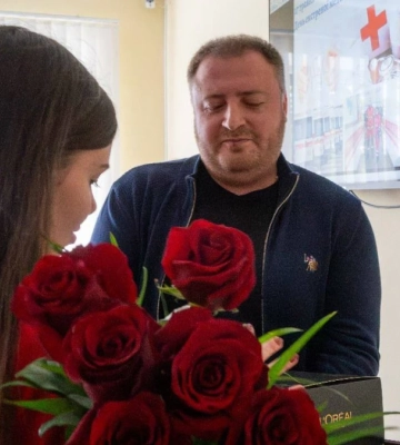 Медики Херсона отримали відзнаки у рамках Дня екстреної медичної допомоги