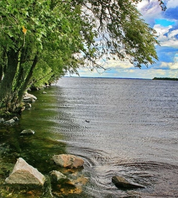 У двох місцях на Черкащині проби води та піску не відповідають вимогам