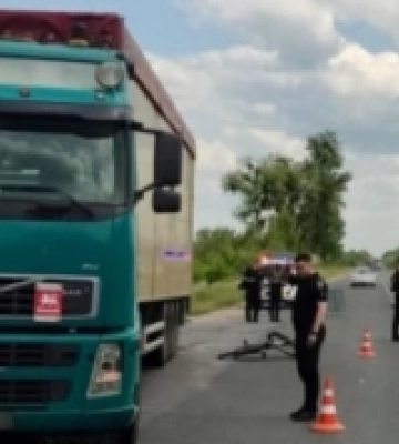 Судять водія вантажівки, який у селі Воля-Ковельська насмерть збив велосипедиста