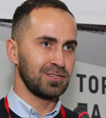Головного редактора «Економічної правди» близько доби утримують без зв&#039;язку в ТЦК на Одещині