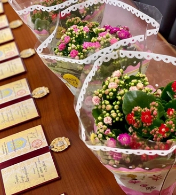 У Нововолинську багатодітних мам нагородили званням «Мати-Героїня» 