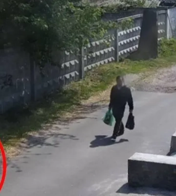 В Киеве рецидивист среди бела дня ограбил пенсионерку: преступление зафиксировано на ВИДЕО