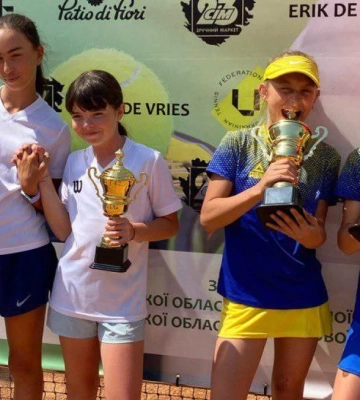 Тенісистка з Херсона посіла ІІ місце на Відкритому чемпіонаті Луцька