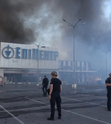 У Харкові за ДНК дитини ідентифікували тіло батька, загиблого під час удару по «Епіцентру»