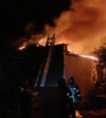 Росіяни ввечері обстріляли Борову на Харківщині, постраждав чоловік