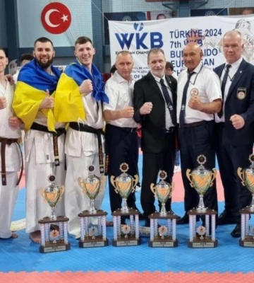 На чемпіонаті Європи каратисти з Херсонщини вибороли 13 медалей
