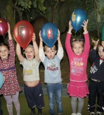 Шкільні та приватні табори: куди луцьким батькам віддати дитину влітку