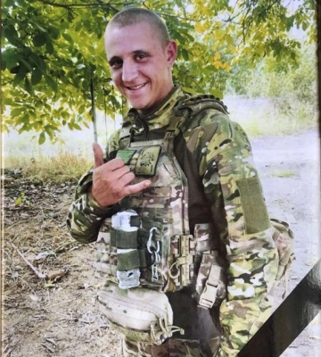 Сьогодні «живим коридором» на Рівненщині зустрінуть молодого захисника