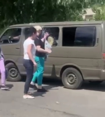 У Дніпрі чоловік через вікно втік з автобуса працівників ТЦК