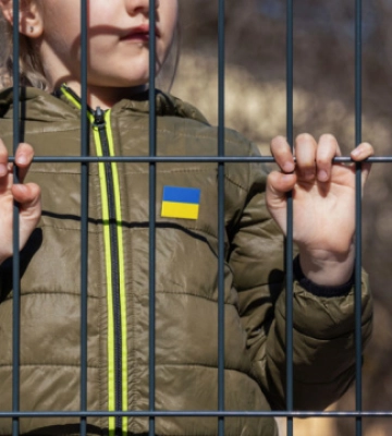 Понад 12 тис. дітей з Луганщини планують відправити окупанти на перевиховання до літніх таборів РФ, - Центр нацспротиву