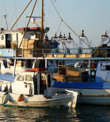 Украина конфисковала корабль российского олигарха