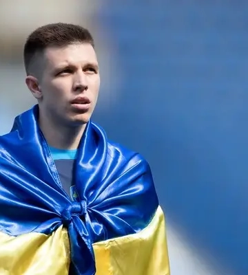 Динамо зробило пропозицію Дніпру-1 щодо Піхальонка - у перегони також вступив Шахтар