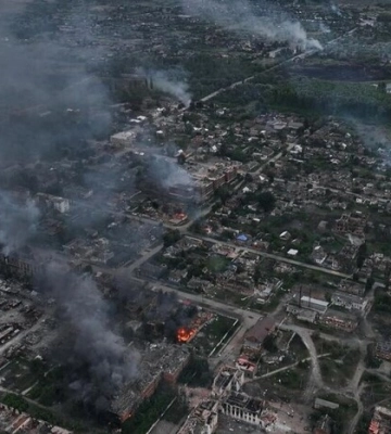Россия начала бить по Волчанску термобарическими боеприпасами