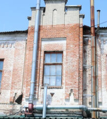 Історичну будівлю в Полтаві виставили на продаж