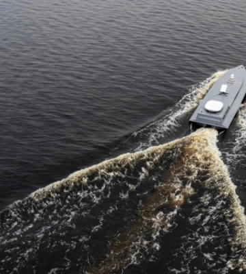 У міноборони рф заявили про атаку двох морських дронів на Крим