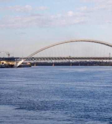 У Києві вода у Дніпрі прогрілась вище +20°С