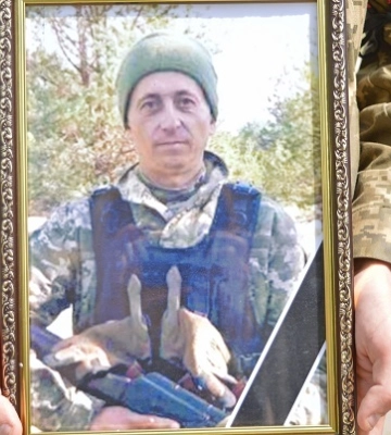 У Лебедині попрощалися із полеглим захисником України – Юрієм Богдашкіним