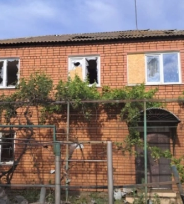 Ворог 20 разів атакував Нікопольський район - пошкоджене підприємство, ЛЕП і газогін