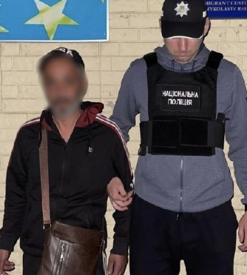 У Дніпрі затримали іноземця, який 7 років нелегально проживав в Україні