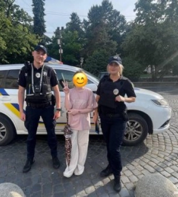 В Ужгороді на службовий планшет патрульних надійшов виклик про зниклу дитину - подробиці