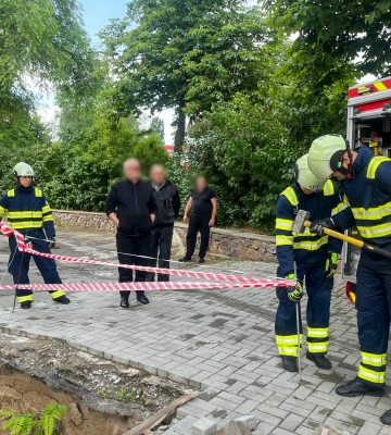 Більше доби був у пастці: в Умані врятували пса (ФОТО)