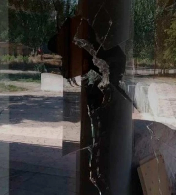 Окупаційні війська влучили біля медзакладу в одному з районів Херсона. ФОТО