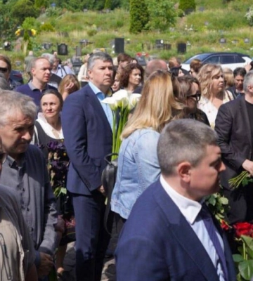 &quot;Був професіоналом і людиною слова&quot;: у Києві попрощалися з засновником агентства &quot;Інтерфакс-Україна&quot;. Фото і відео