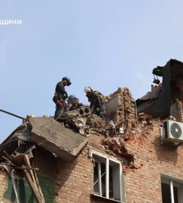 Удар по багатоповерхівці в Харкові: кількість загиблих зросла до шести