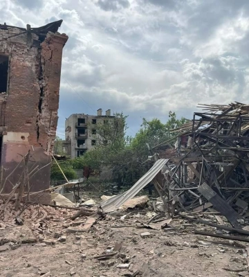 Війська РФ тричі обстріляли Лиман на Донеччині, є поранені та руйнування